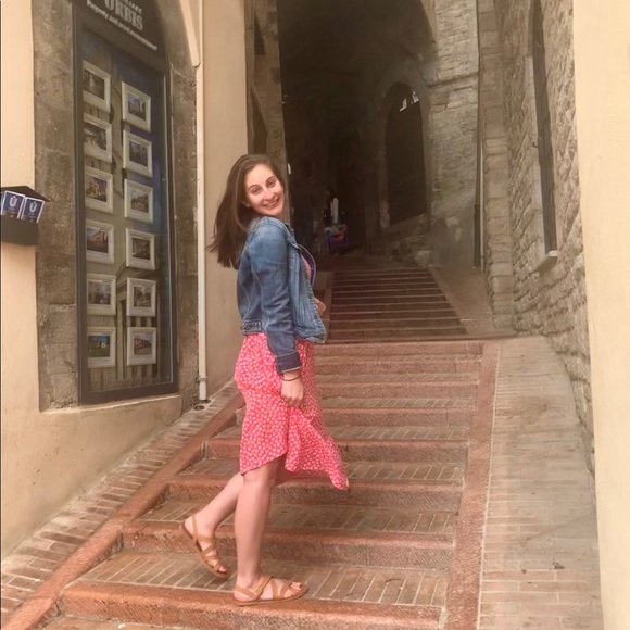 Welcome to my closet! - Picture 2 of 3